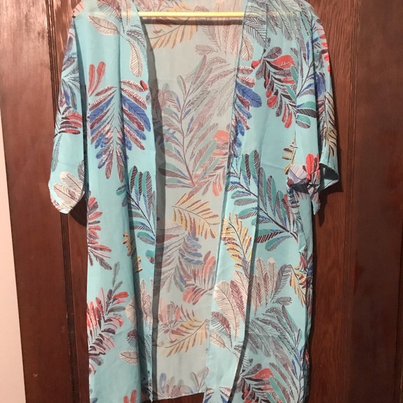 🎉 Colorful Flower Kimono Cover Up! - Picture 5 of 6